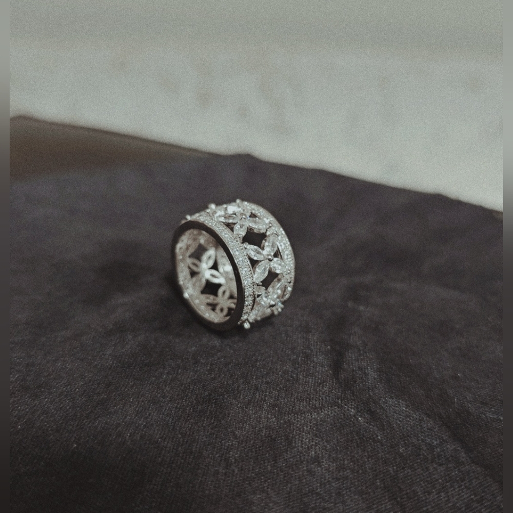 Silver ring 💍 - Picture 5 of 6